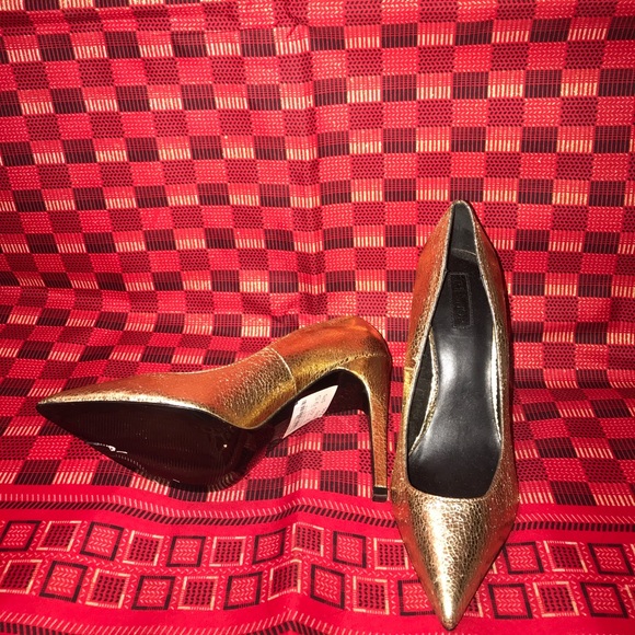 top shop Shoes - Gold top shop heels