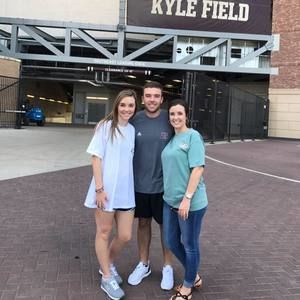 Meet your Posher, Clete