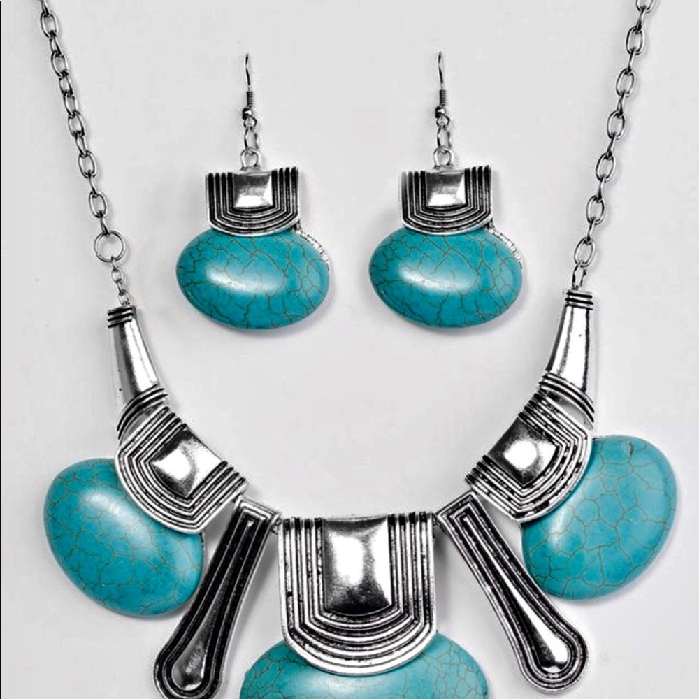 Blue River Necklace with earrings