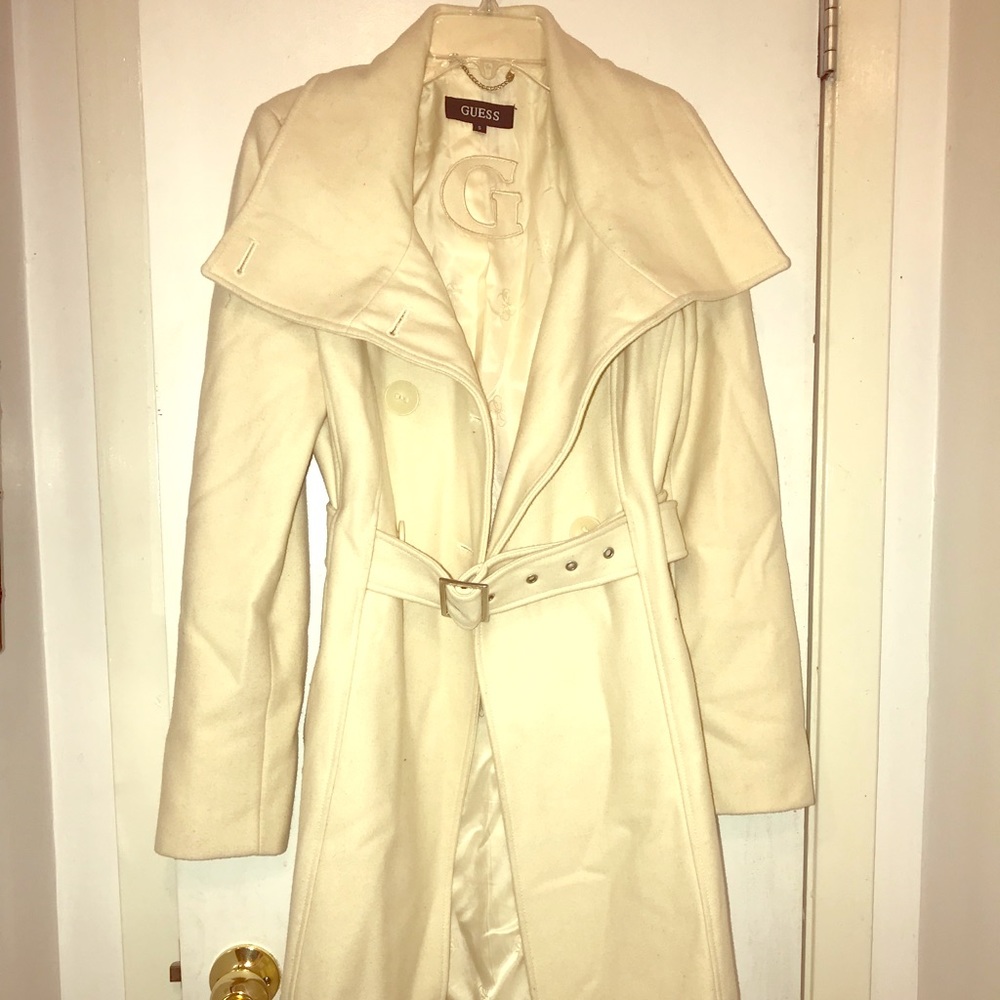 Guess Peacoat (Size small, Ivory)