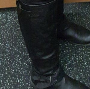 ISO these boots.Can anyone help?