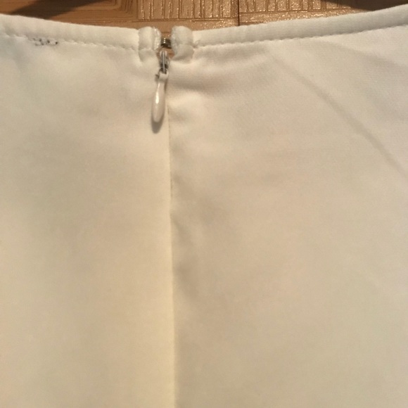 Blouse - Picture 2 of 3