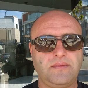 Meet your Posher, Edgar