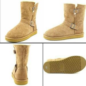 Kirkland shearling signature buckle boots