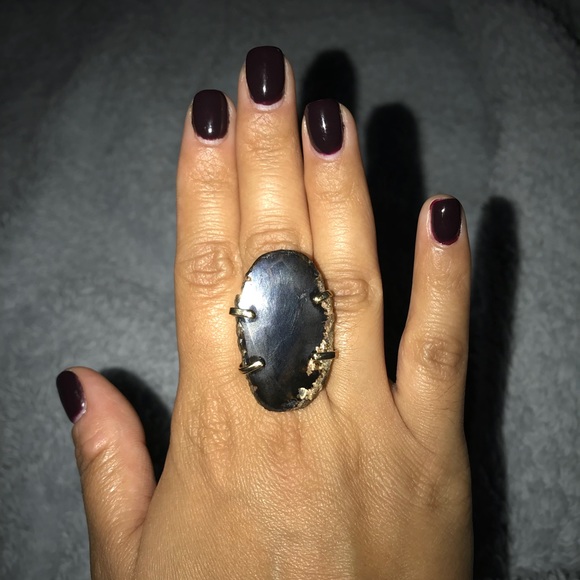 Crystal Ring ‼️‼️ - Picture 2 of 5