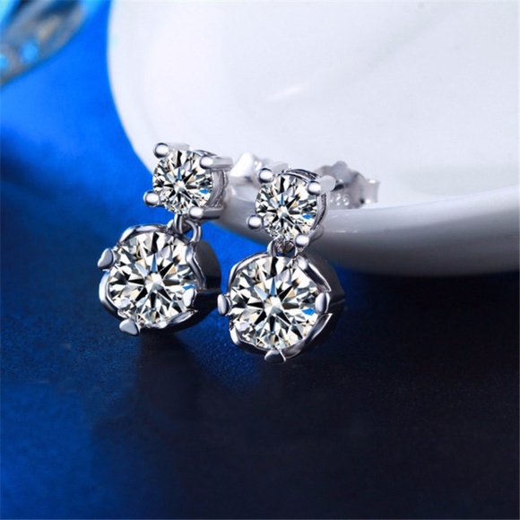 ❤️4 for $20 Sale❤️ AAAA stone Stud Earrings - Picture 3 of 4