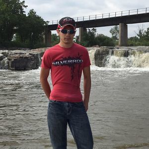 Meet your Posher, Clayton