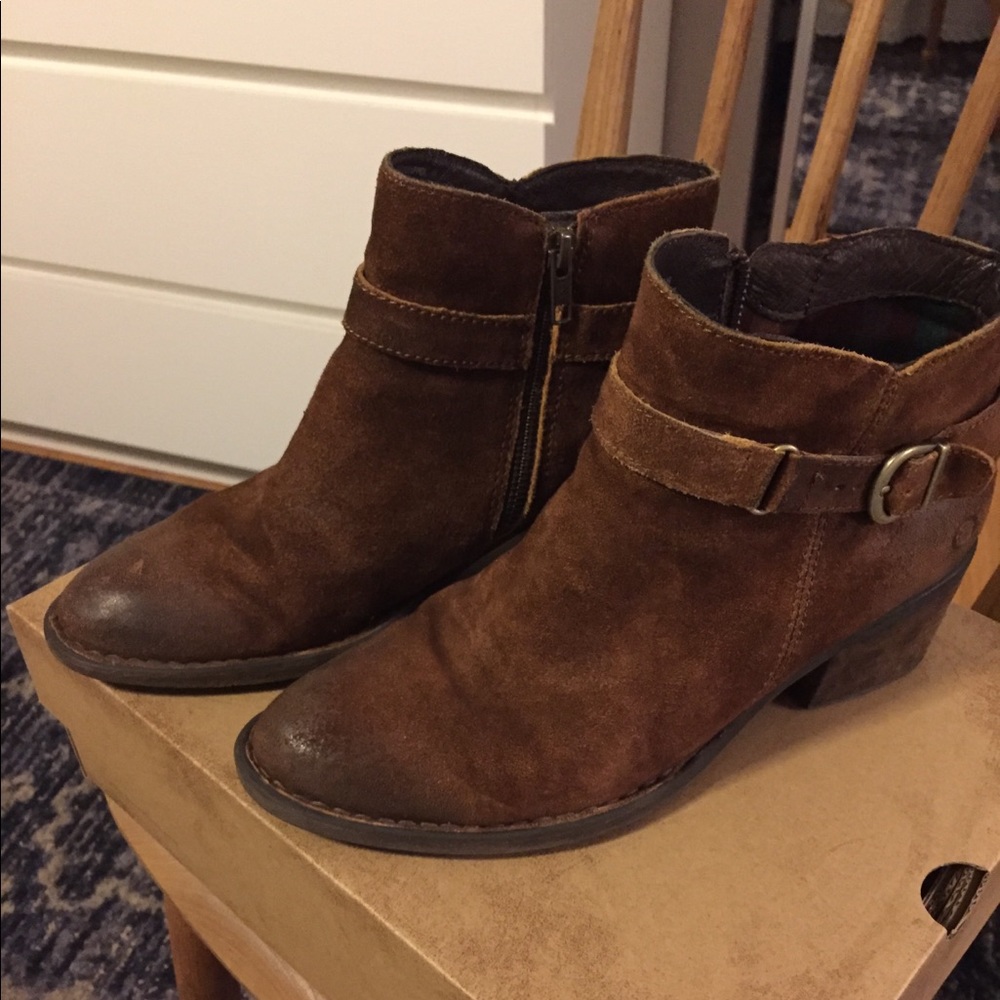 Born Adia booties in Rust