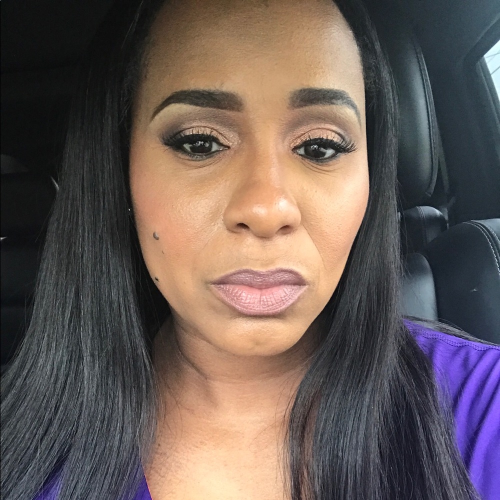 Meet your Posher, Shandora