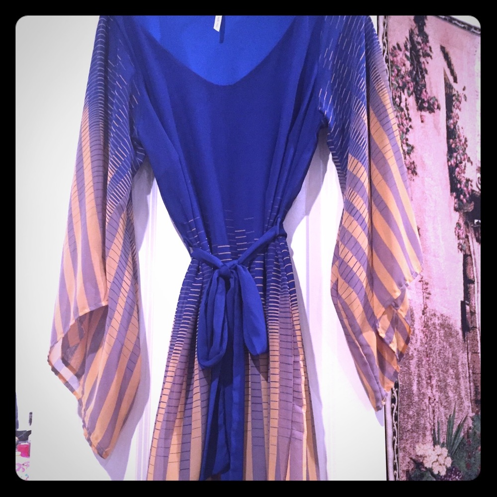 Dress up or wear casual