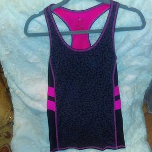 Jenni active workout top size small