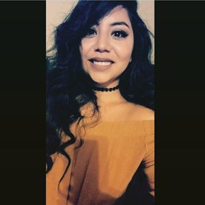 Meet your Posher, Dennise