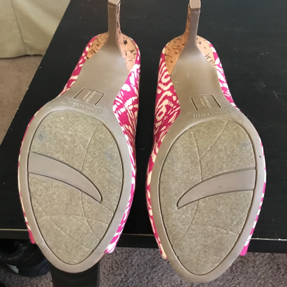 NWT Christian Siriano Pink Fabric Peep Toe Heels - Picture 3 of 7