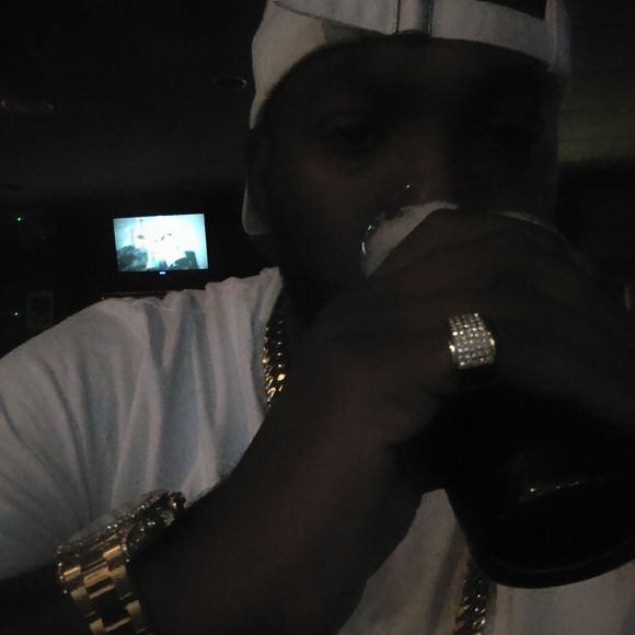 Meet your Posher, Williams - Picture 1 of 1