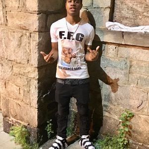 Meet your Posher, Dee