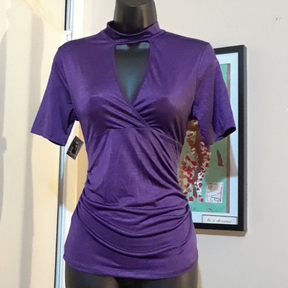 Choker Tee Blouse