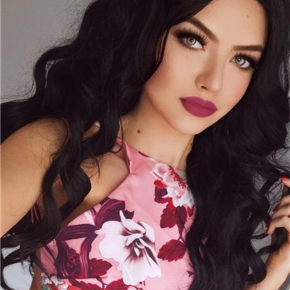 Black Wavy Bodywave Lacefront Wg 22-26 inches!!