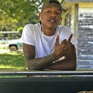 Meet your Posher, Dominic