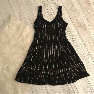 Short Hollister black sparkly dress with pockets