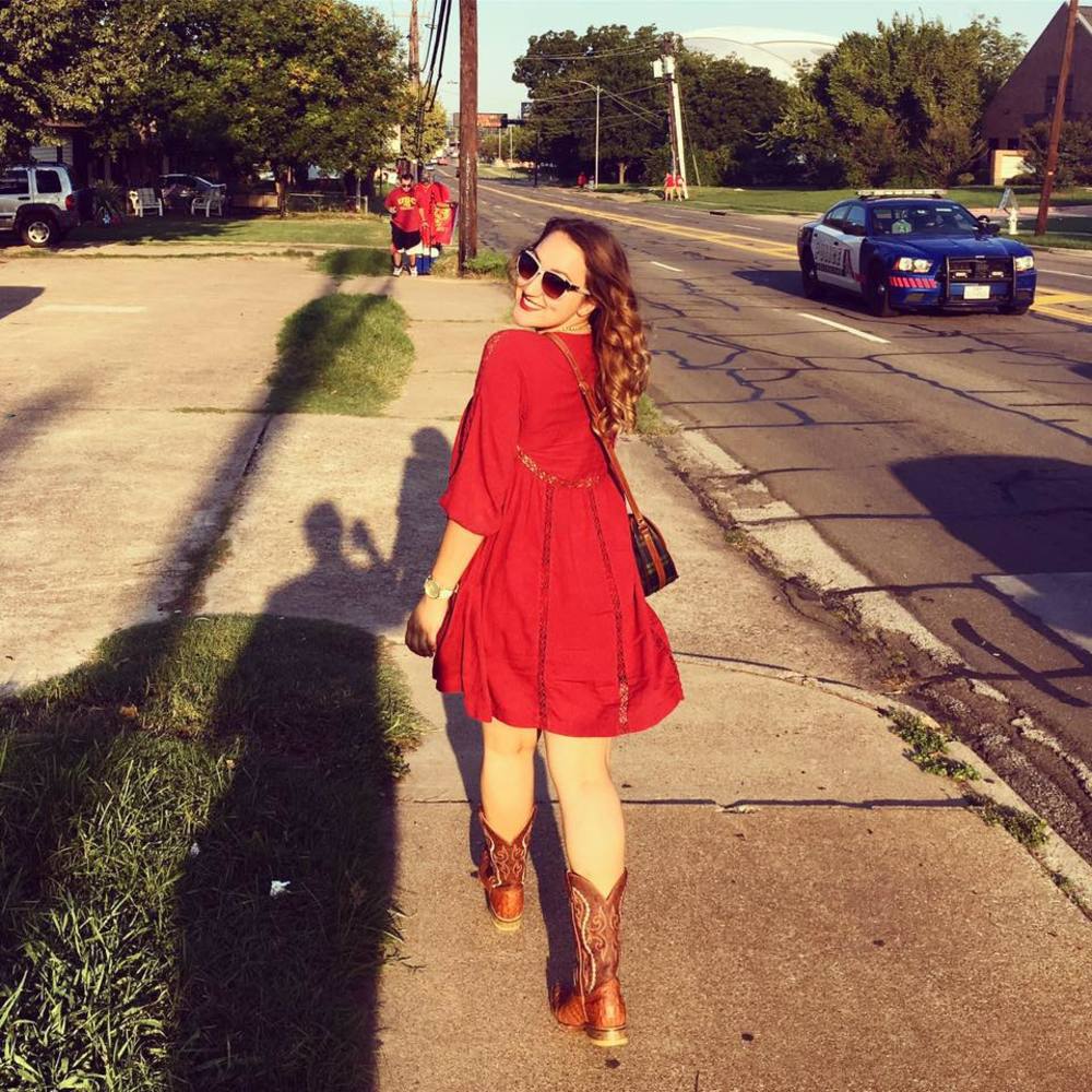 Meet your Posher, Alexandra