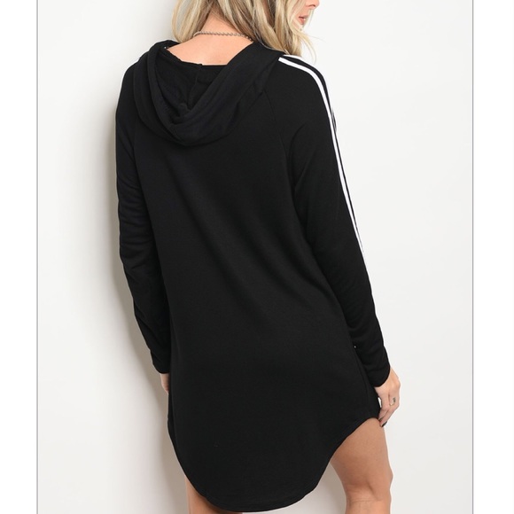 🍍FITS LIKE MED BLACK DRESS🌴 - Picture 2 of 2