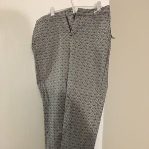 Old navy cropped pants