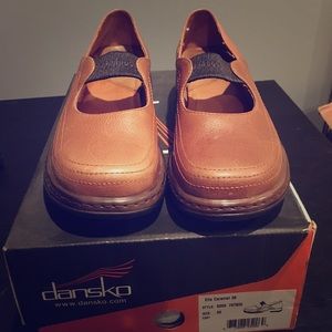 Dansko Elle light brown Mary Janes, size 38
