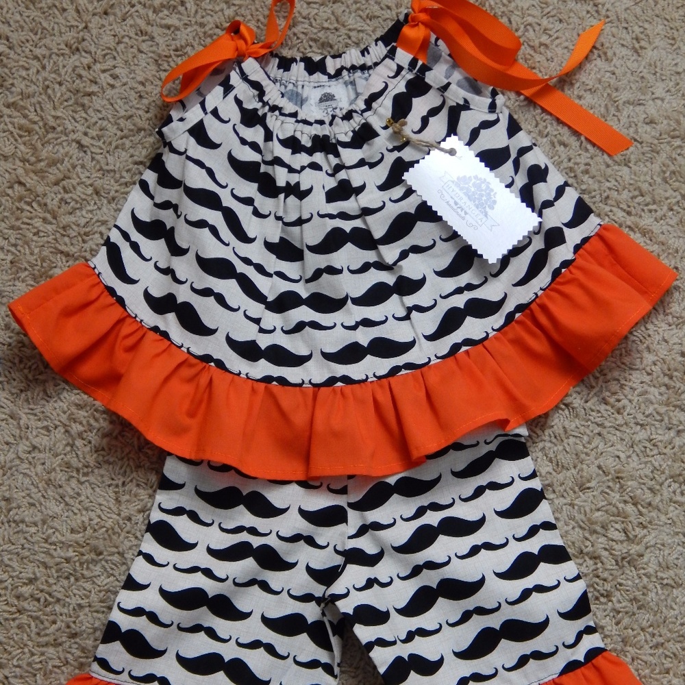 Handmade Flare w/Ruffle Pants & Blouse print 3-6 m