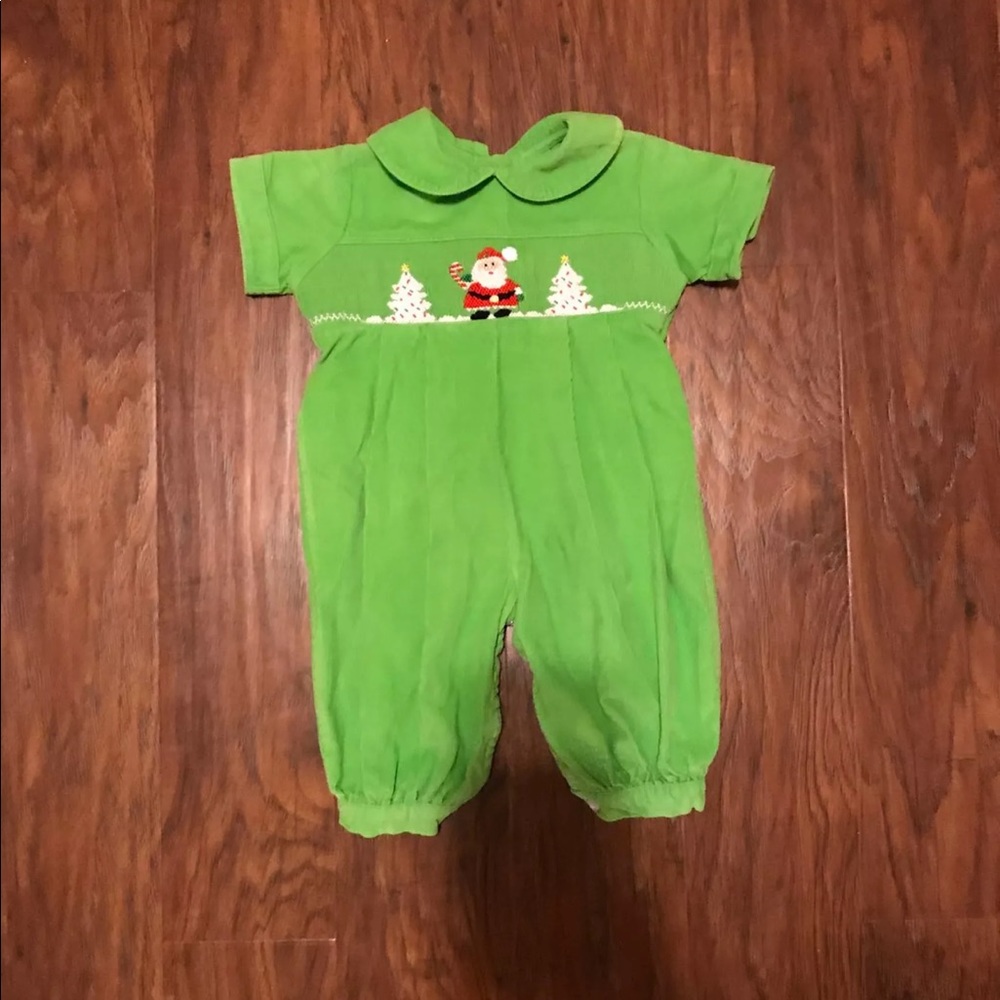 Smocked green Christmas Samta romper Sz 6 mos
