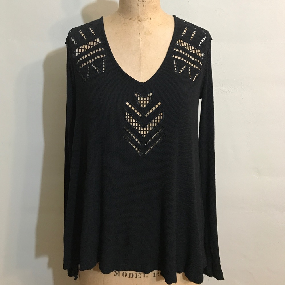 Free People cut out l/s black flowy thermal