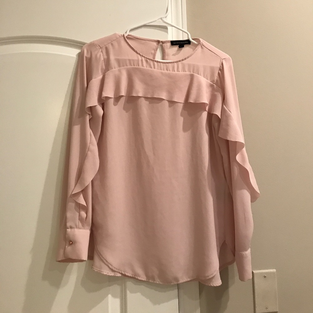 Banana Republic Blush pink ruffle sleeve top
