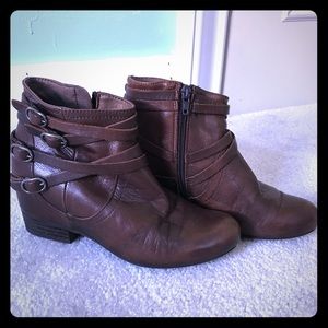 Miz Mooze booties