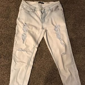 Level 99 Distressed jeans size 30