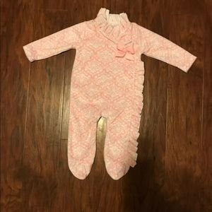 Mudpie sz3-6 mos velour pink footed romper