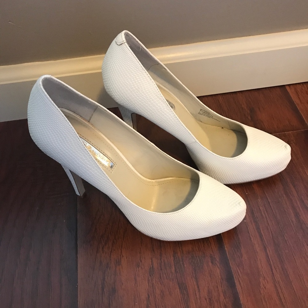 BCBG Pumps size 7.5