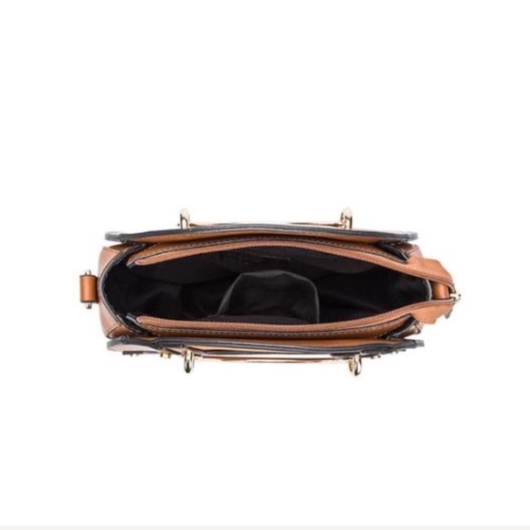 HP✨🆕Harley Brown Melie Bianco Round Crossbody - Picture 6 of 8