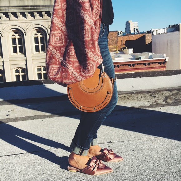 HP✨🆕Harley Brown Melie Bianco Round Crossbody - Picture 8 of 8