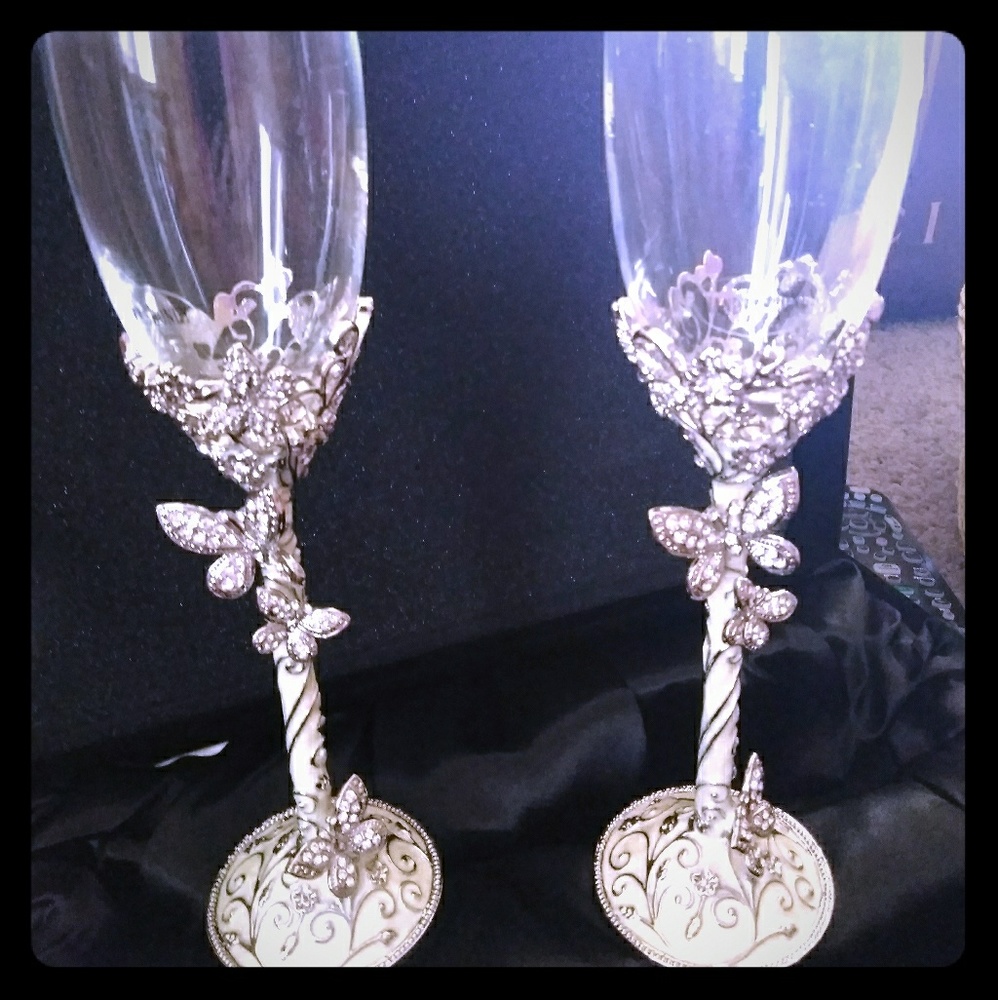 Brand new flutes W Butterflies