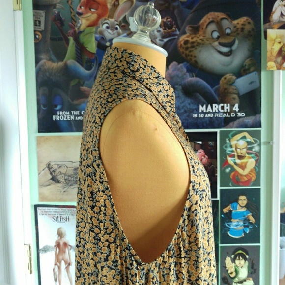 John Galt: Darlene Dress or Tunic in Yellow Floral - Picture 4 of 4