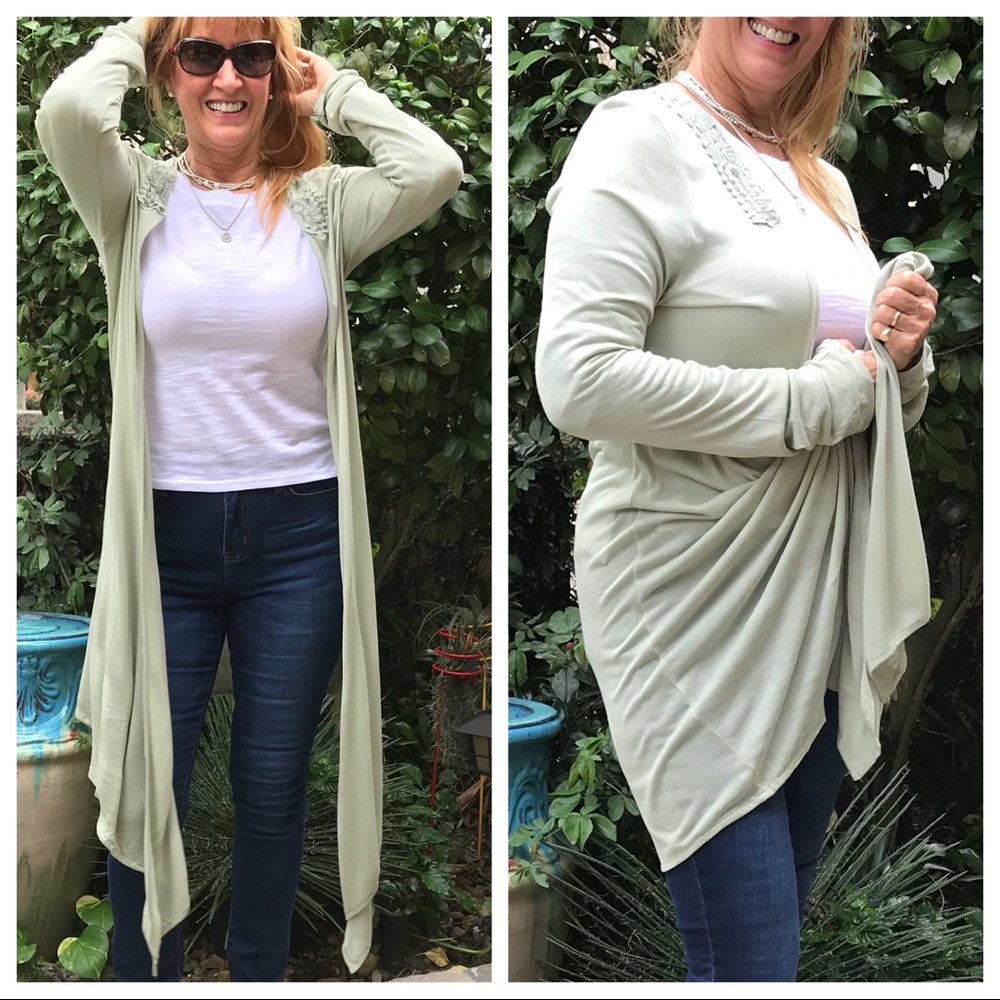 Silky Soft Crochet Back & Collar Cardigan - Picture 2 of 8