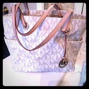 Michael Kors tote
