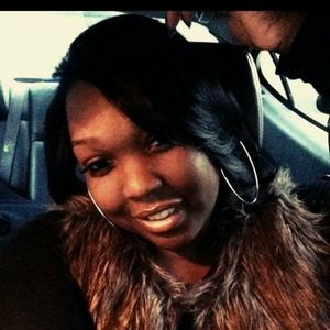 Meet your Posher, Ebony