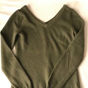Old navy v-neck sweater S/P. Olive green.