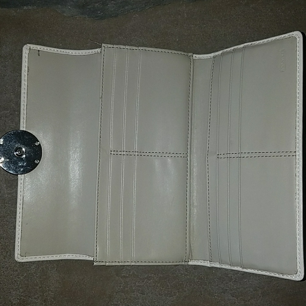 Coach Leather Slim Envelope Trifold White/Putty - Picture 4 of 4