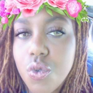 Meet your Posher, Jasmine