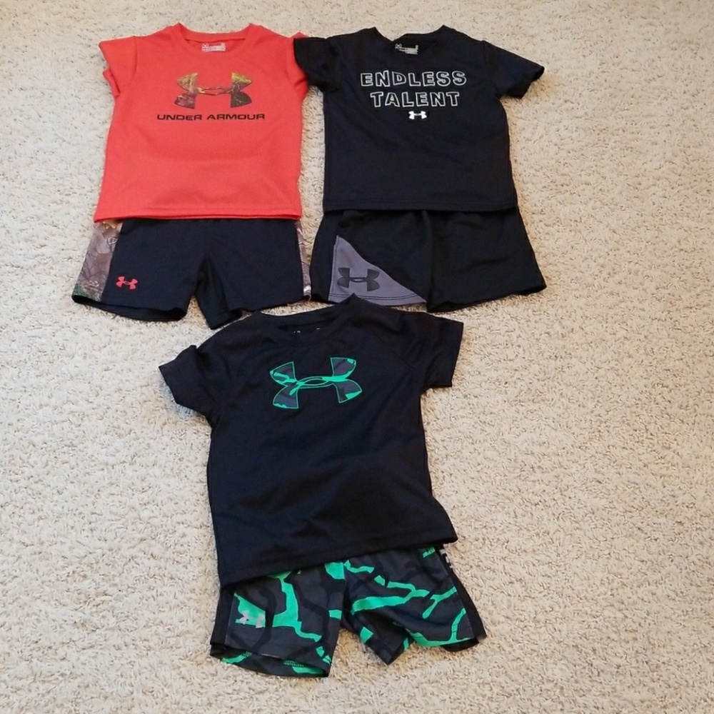 Price drop!!!! UNDER Armour Lot last chance