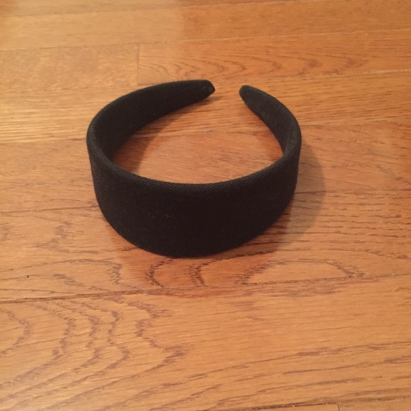 Lacoste Black Pique Headband - Picture 2 of 4