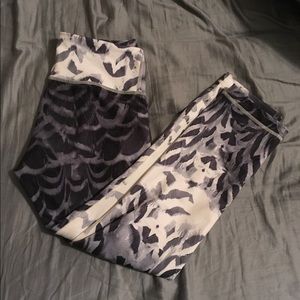 Lulu wunder under crops