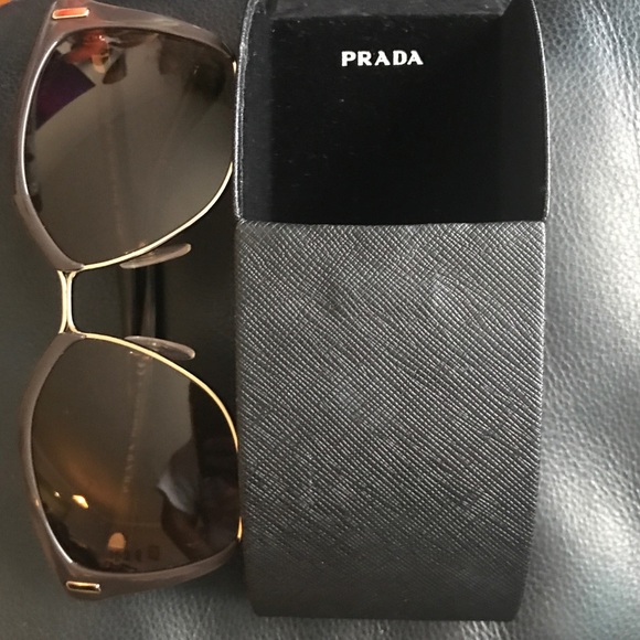 PRADA SUNGLASSES - Picture 3 of 4