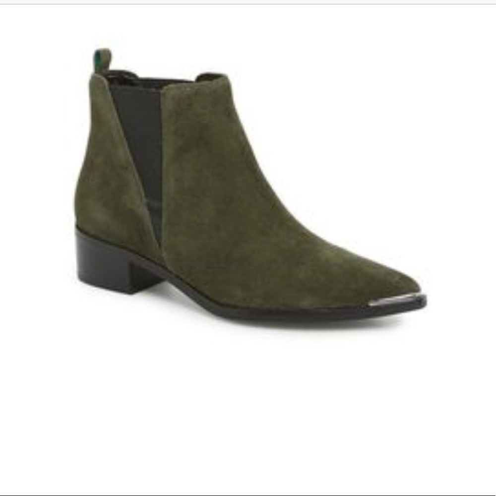 Marc Fisher Yale ankle boots olive green